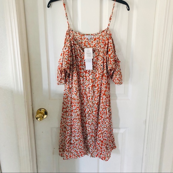 Patrons of Peace Dresses & Skirts - NWT patrons of peace Button Orange daisy dress M